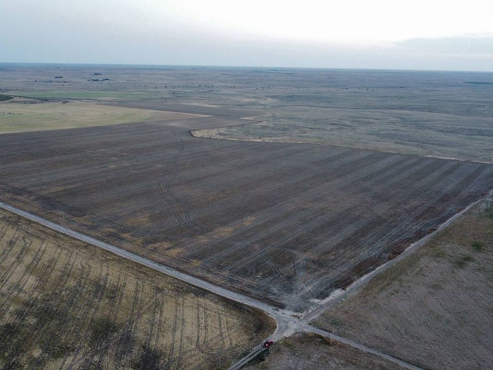 1st image of Road I Mile Rd #19