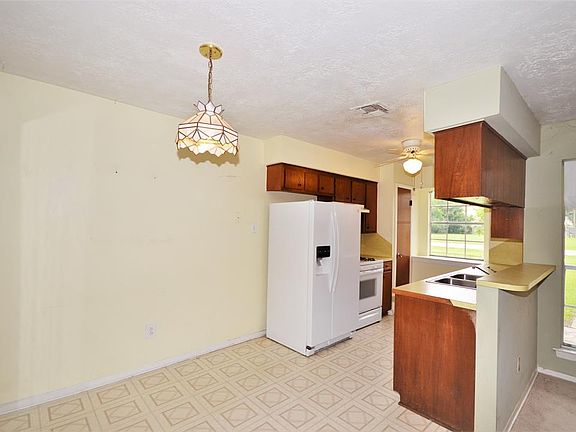 5th image of 6512 Bramley Dr