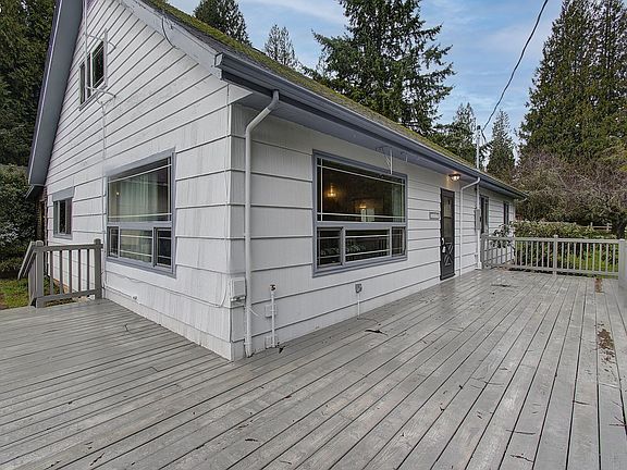 5th image of 23570 Beaver Falls Rd