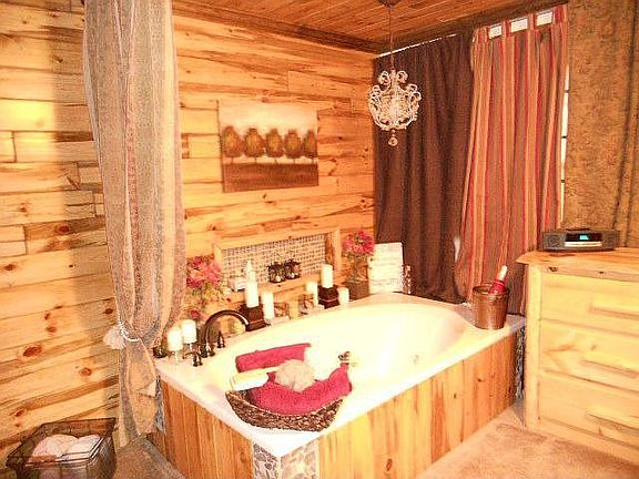 Whirlpool Tub