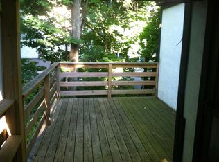 284 Tokeneke Rd, Darien, CT 06820