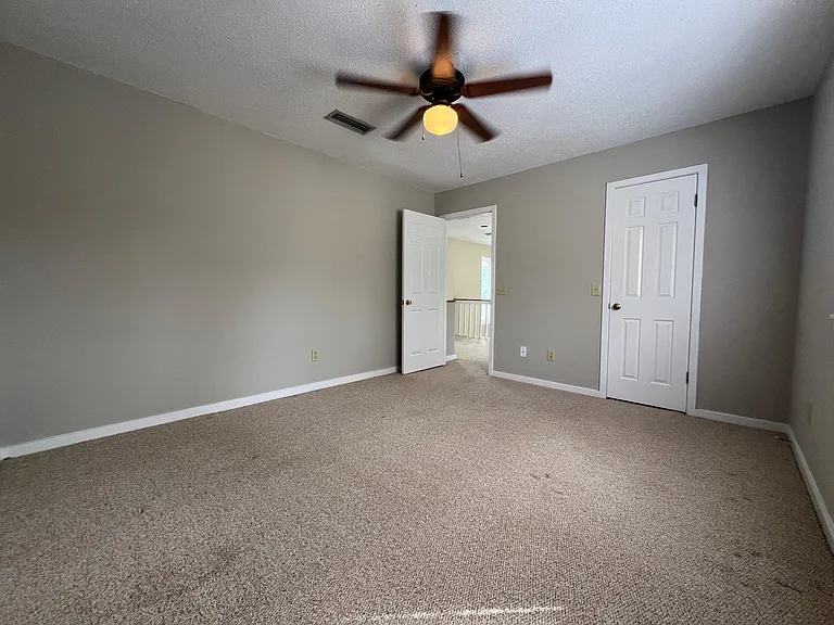 214 Westbrooke Dr — Photo 12