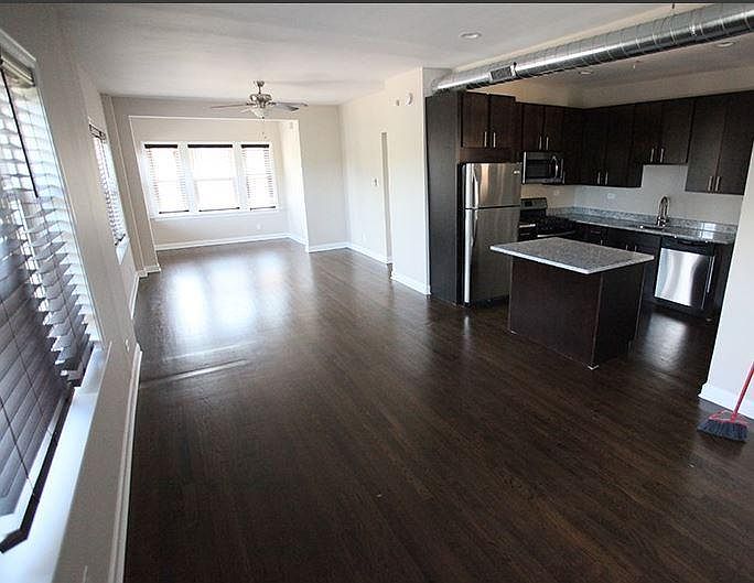 1st image of 1604 W Berwyn Ave #16