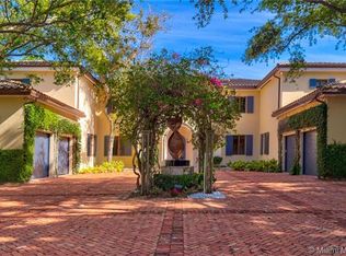580 Leucadendra Dr, Coral Gables, FL 33156