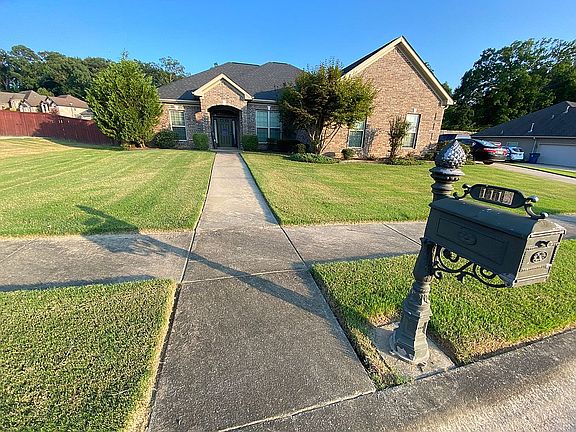 2nd image of 1115 Nature Way Dr