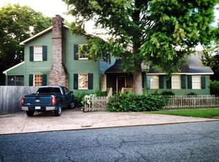 1701 Fairmont Dr, Metairie, LA 70005