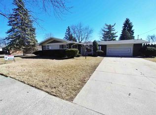 3435 Peale Dr, Saginaw, MI 48602