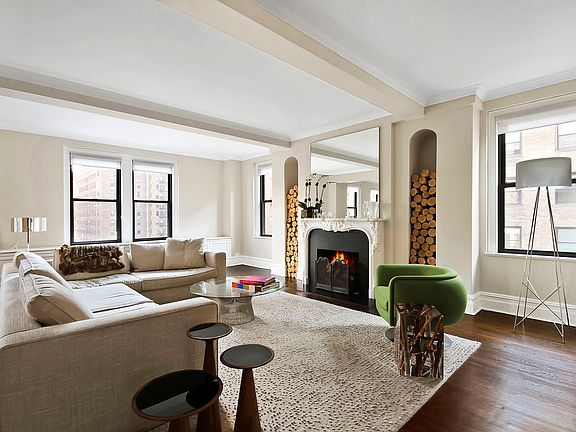 3rd image of 21 E 90th St #9B