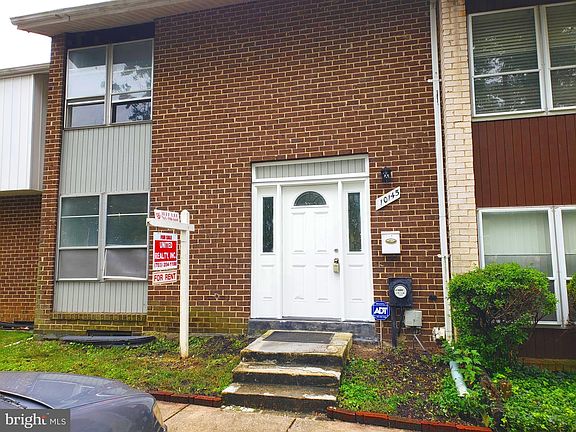 4th image of 10145 Campus Way S Unit 3