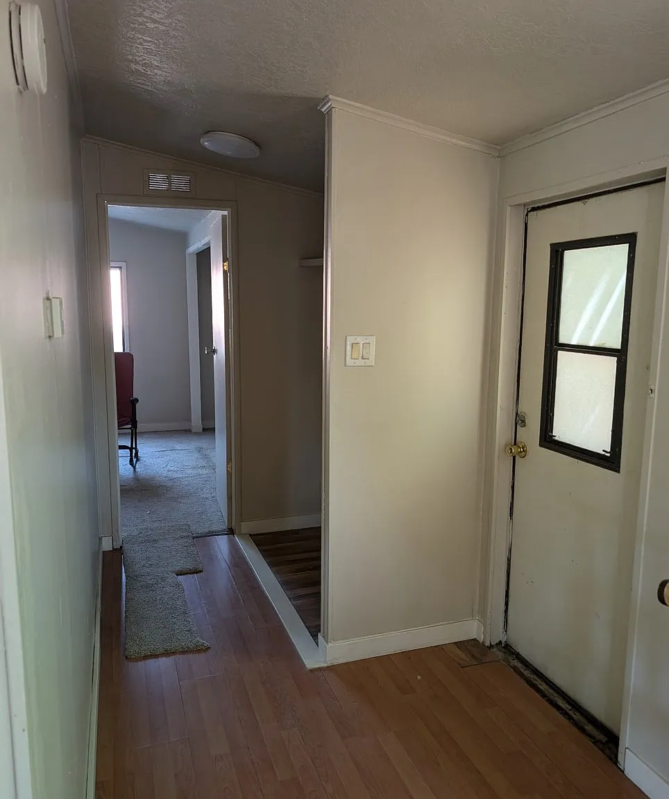2 bed, 840 sqft, $1,100 — Photo 3