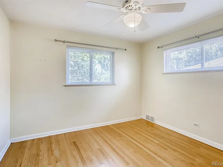 2584 S Gaylord St — Photo 15
