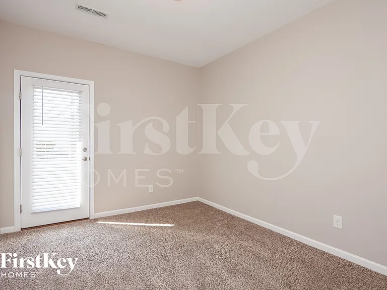 19017 Park Terrace Ln — Photo 13