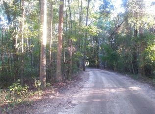 17 Island Tank Rd, Beaufort, SC 29906