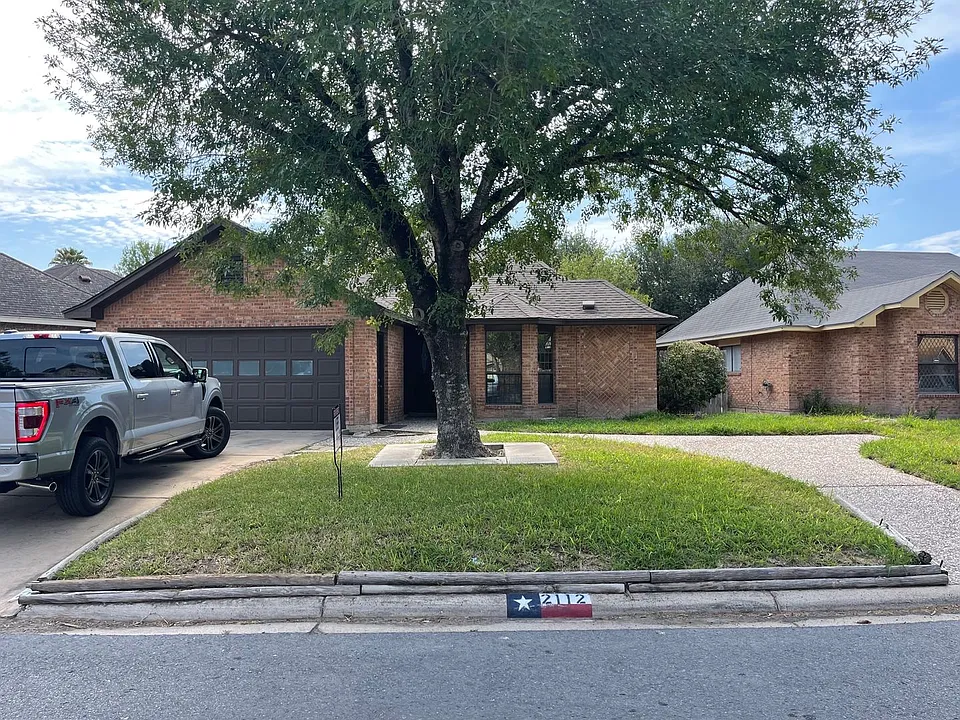 2112 Pin Oak Rd