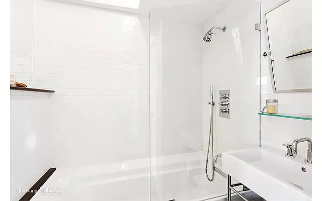 Rented by Douglas Elliman | media 6