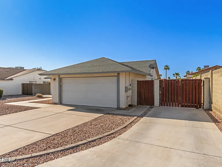 4109 E Ahwatukee Dr — Photo 5