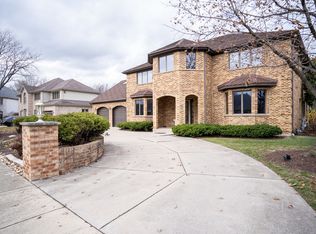 34 Founders Pointe N, Bloomingdale, IL 60108