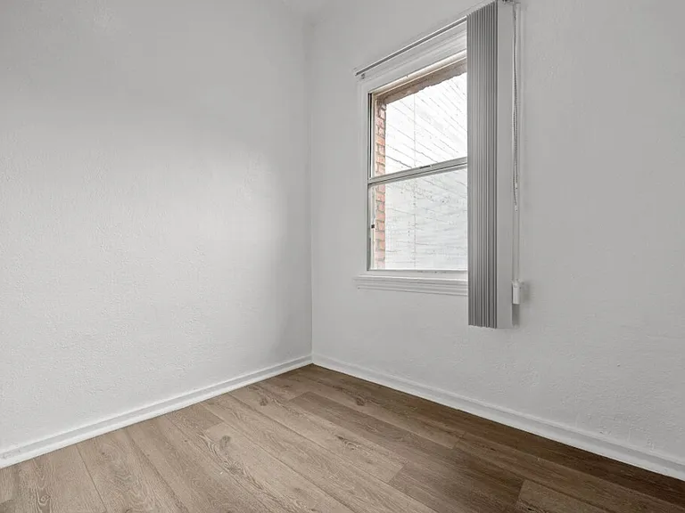 751 Normandie Ave #403 — Photo 7