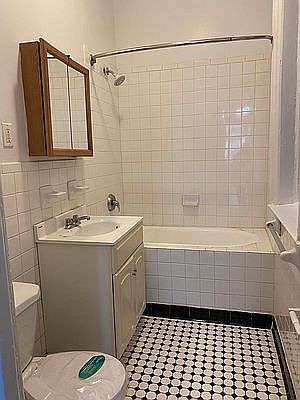 4th image of 26 W 27th St APT 60