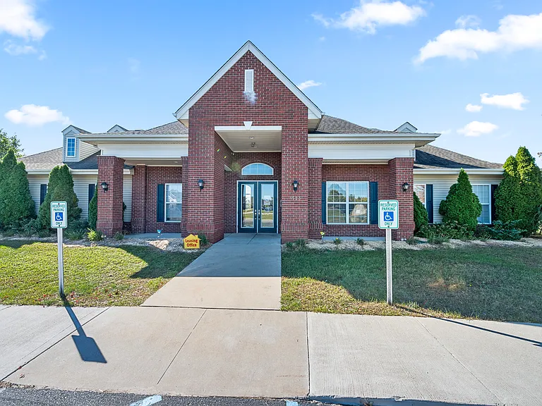 The Reserve at Norton Shores — Photo 12