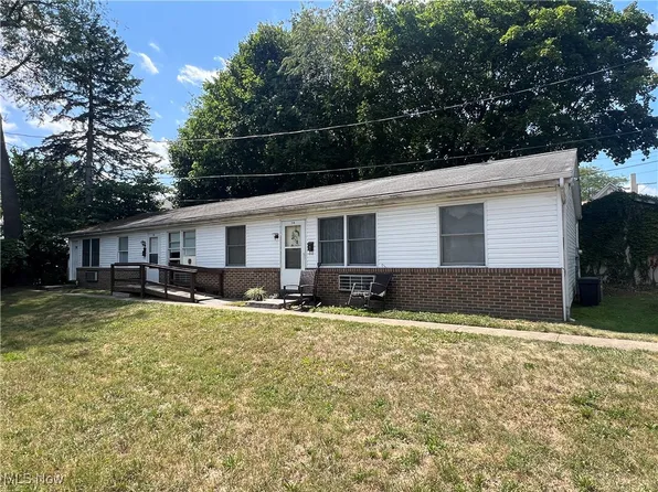 536 Beech Ln NW, New Philadelphia, OH 44663