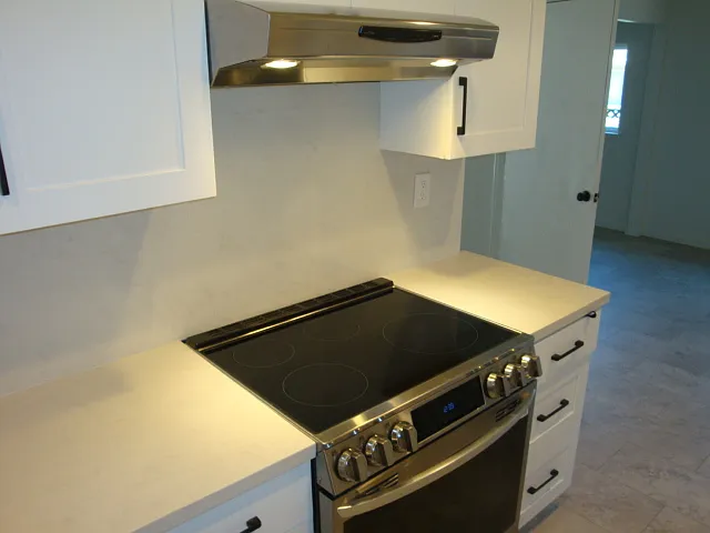 851 Standish Rd — Photo 12
