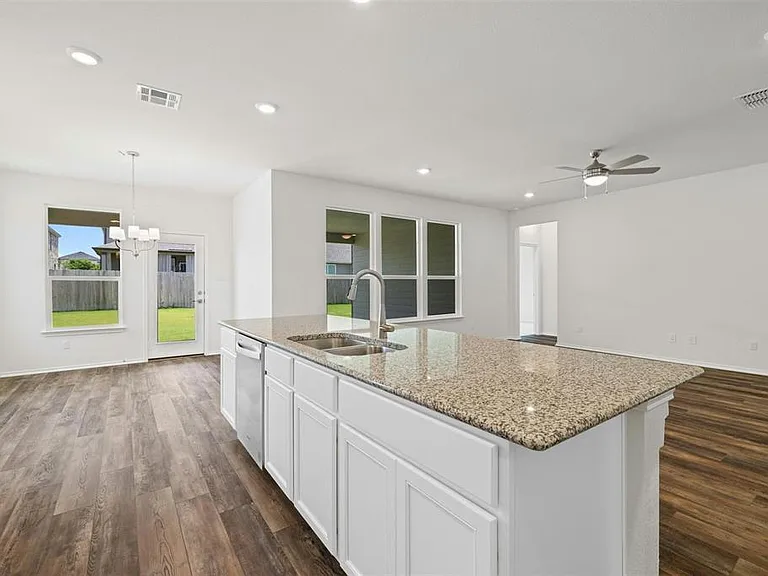 3643 Sorriso Ln — Photo 9
