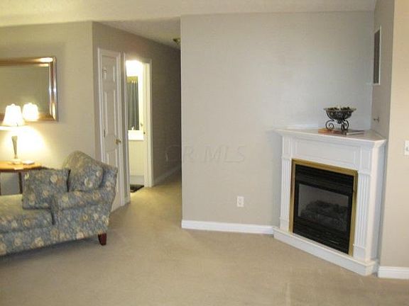 5th image of 389 Crescent Ct
