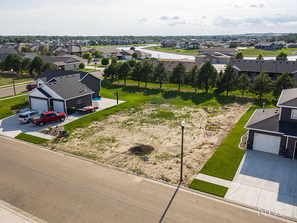 1st image of 3634 Meridian Dr