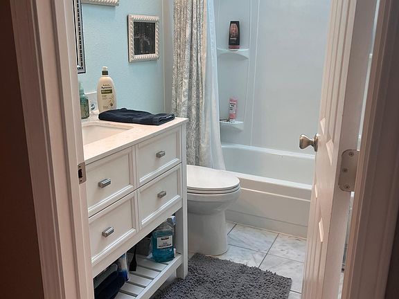 Main bathroom