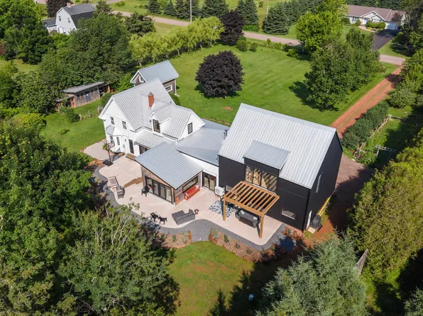 35 Richard Douglas Dr, Mermaid, PE C1B 3E2