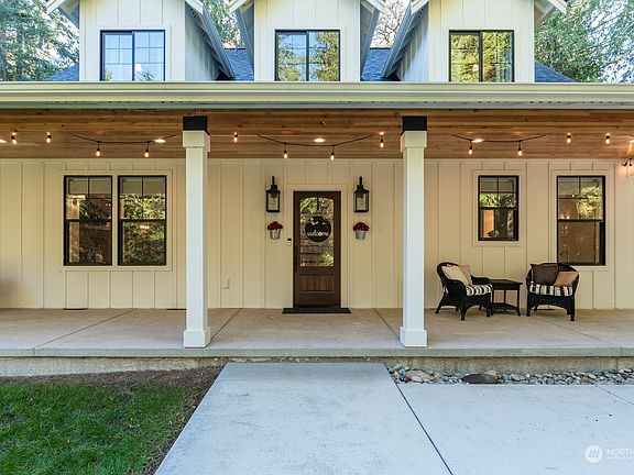 4th image of 15217 72nd Drive NW