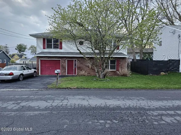 (undisclosed Address), 