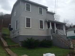 99.5  Riverside Drive, Richwood, WV 26261