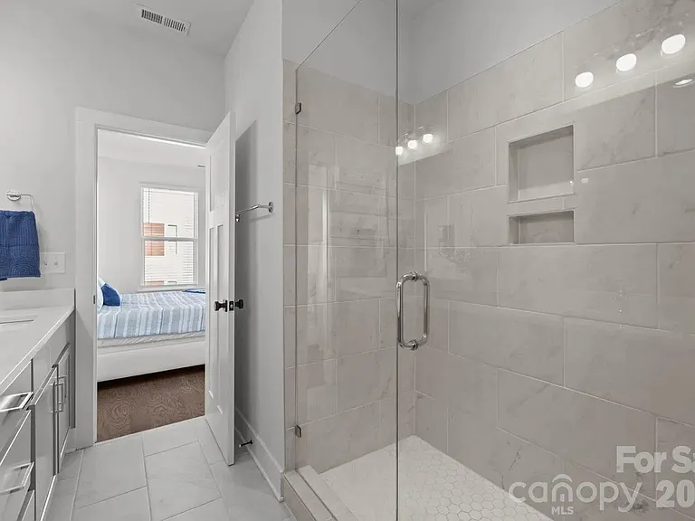 5011 York Park Ln — Photo 27