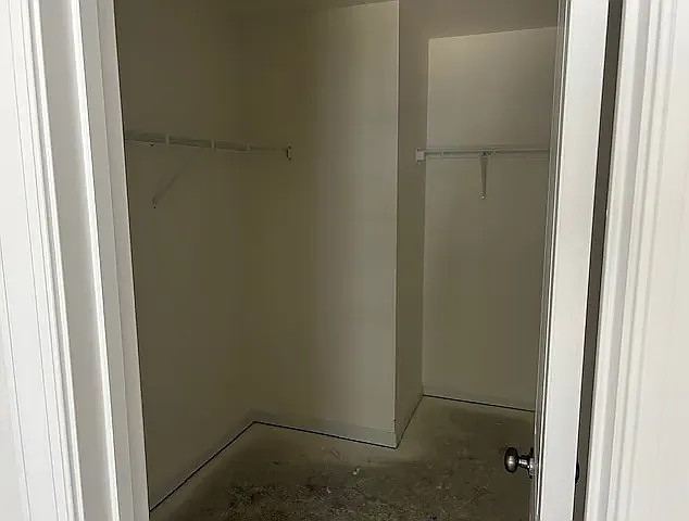 1 Dresden Ct #406 — Photo 9