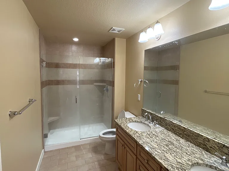 6839 NE 124th Ave — Photo 10