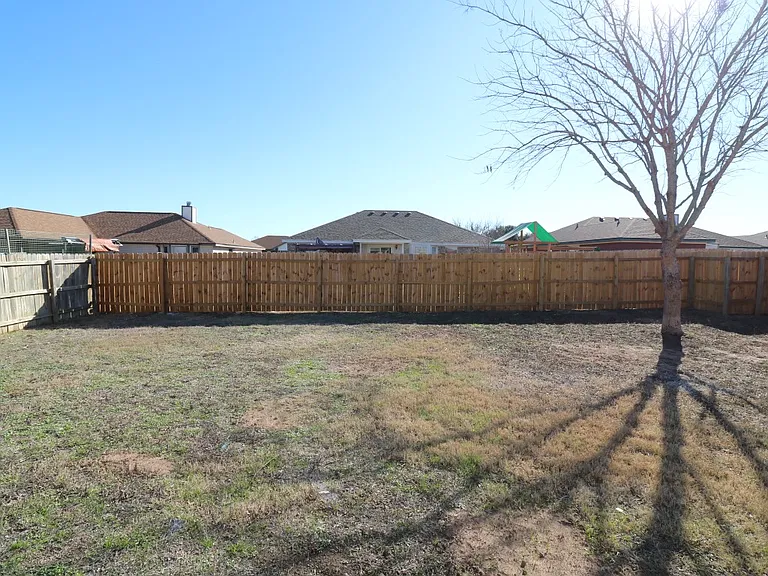 4304 Captain Dr — Photo 20