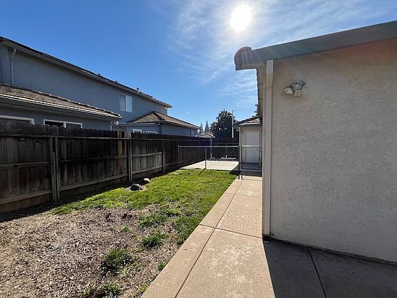 5th image of 606 Belhurst Ct