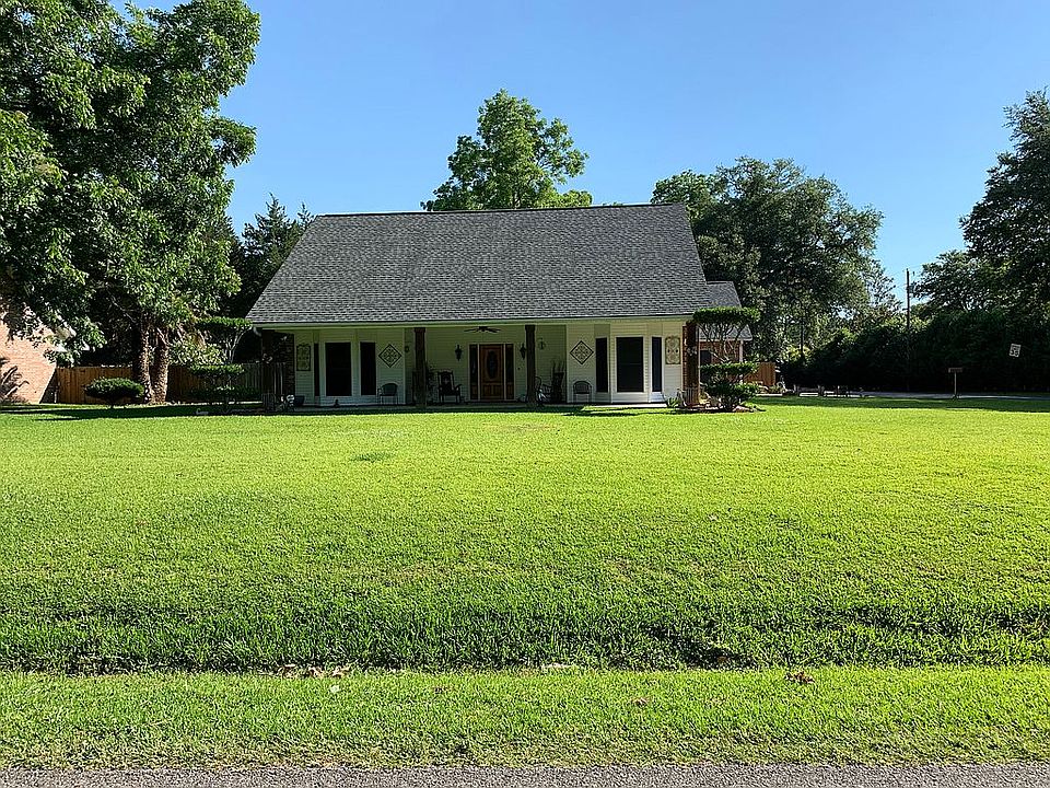 1st image of 831 Kidder Rd
