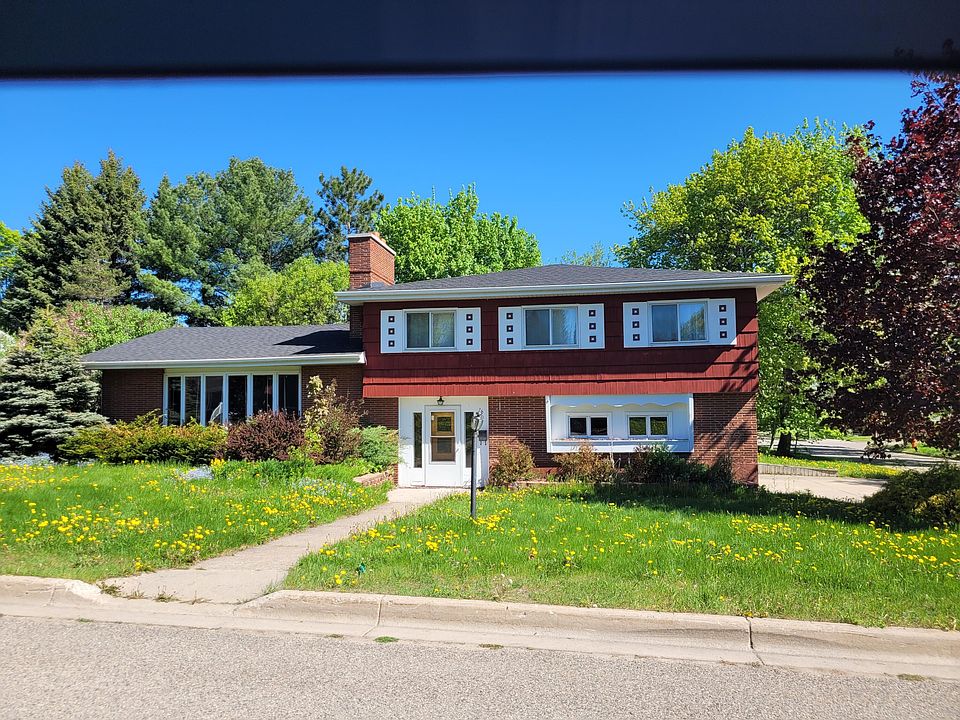 1st image of 607 Lincoln Way