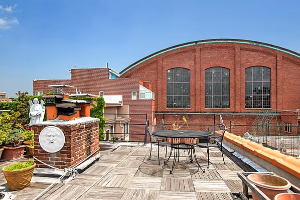 Sold by Compass | media 4