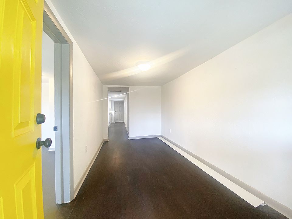 2 bed, 1 bath