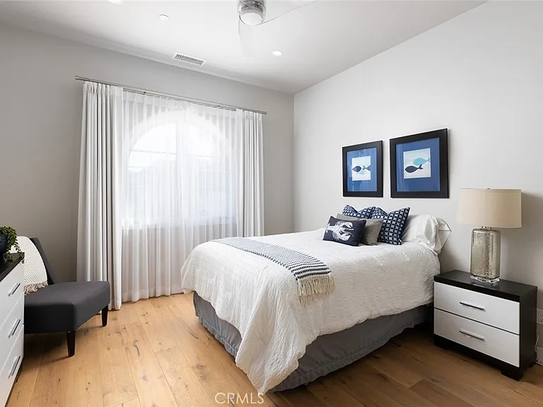 410 Arenoso Ln #301 — Photo 28