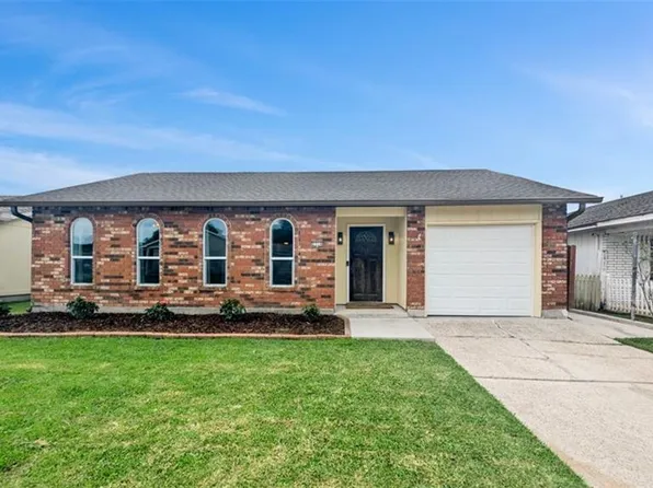 2716 Carlisle Dr S, Gretna, LA 70056