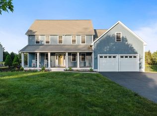 189 Delano Dr, North Kingstown, RI 02852