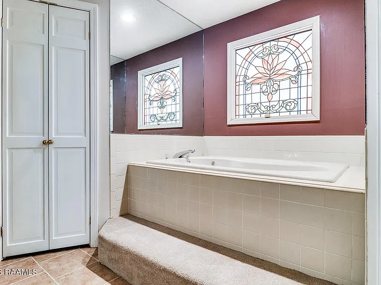 101 Chateau Pl — Photo 9