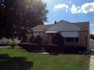 8326 Columbia Ave, Munster, IN 46321
