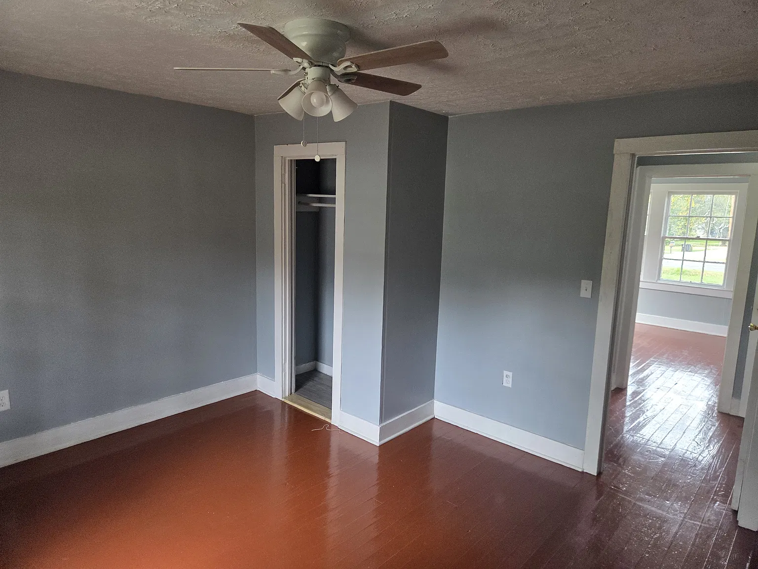 2 bed, 1076 sqft, $1,000 — Photo 2