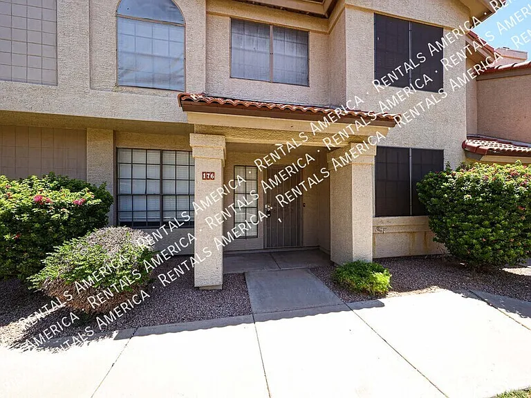 3921 W Ivanhoe St #176 — Photo 5